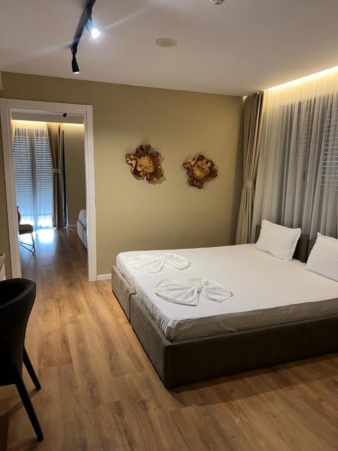 Eter Hotel Golem  Eksteriør billede
