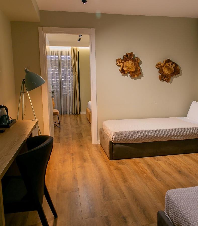 Eter Hotel Golem  Eksteriør billede